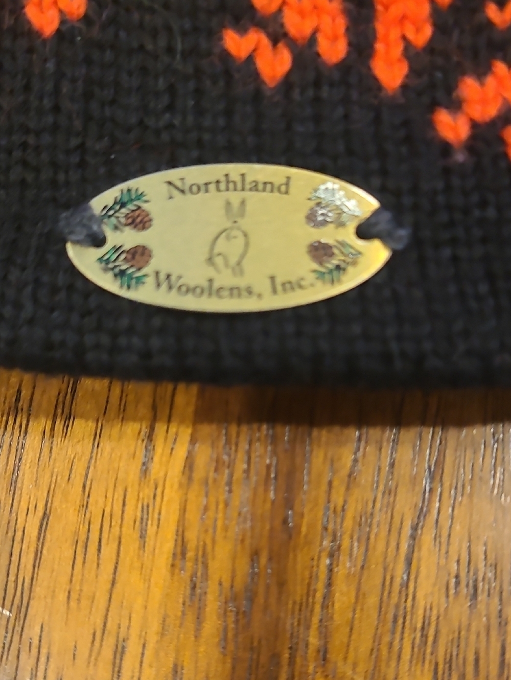 NORTHLAND WOOLENS Black/orange Wool Hat Tassel - Picture 2 of 3